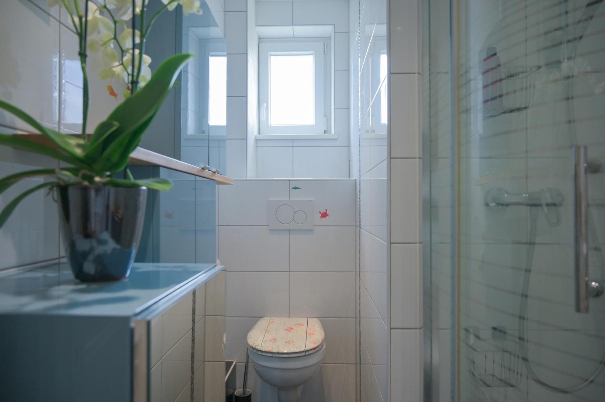 Combles Et Vous, Duplex T6 Colmar, Famille, Inclusive, Jardin&parking Vélos