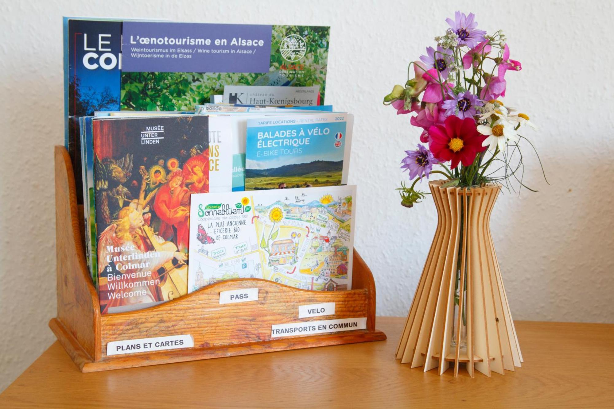 Combles Et Vous, Duplex T6 Colmar, Famille, Inclusive, Jardin&parking Vélos * Colmar