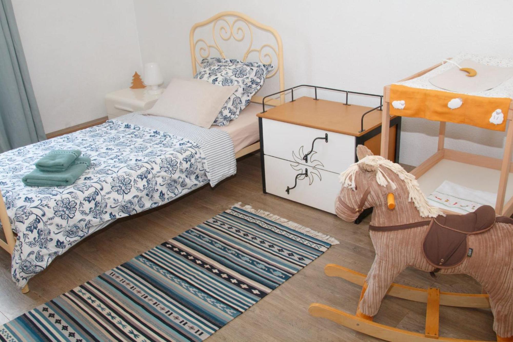 Appartement Combles Et Vous, Duplex T6 Colmar, Famille, Inclusive, Jardin&parking Vélos